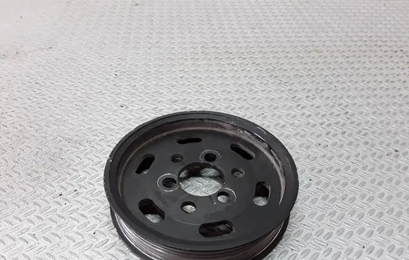 Audi A3 S3 8L Power steering pump pulley 038145255B
