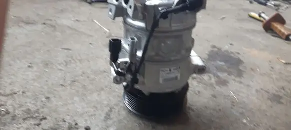 Renault Megane IV Air conditioning (A/C) compressor (pump) 926001268R