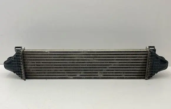Volvo V40 Intercooler radiator 31367277