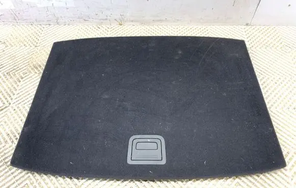 Trunk/boot floor carpet liner