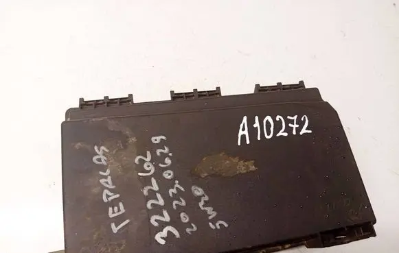 Opel Astra H Fuse box set 1534937