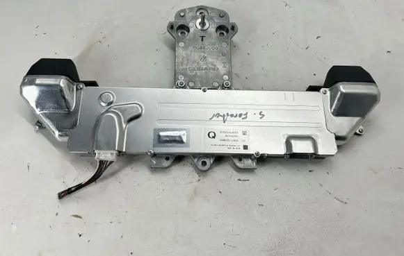 Subaru Forester SK Windshield/windscreen camera 87501SJ020 9C106297
