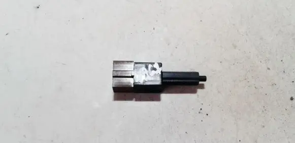 Nissan Juke I F15 Reversing light switch sensor 1518H