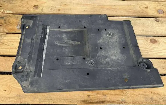 Toyota Auris E180 Pickup box liner 5816802050