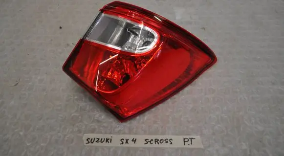Suzuki SX4 S-Cross Rear/tail lights 22017733