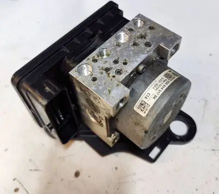 Skoda Superb B6 (3T) ABS Pump 5Q0614517BK