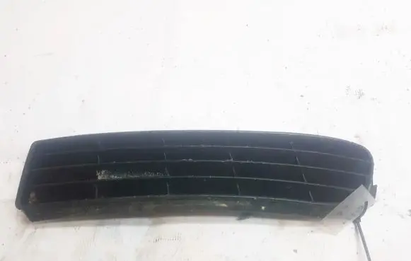 Audi A6 S6 C4 4A Front bumper lower grill 4A0807345J