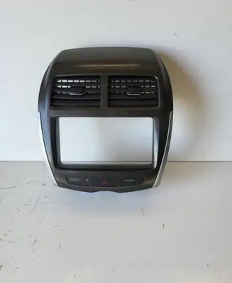 Mitsubishi ASX Dashboard center trim panel