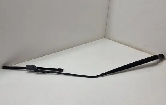 Buick Encore I Front wiper blade arm
