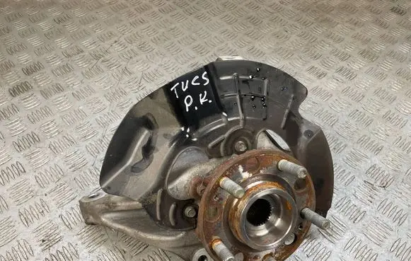 Hyundai Tucson IV NX4 Front wheel hub
