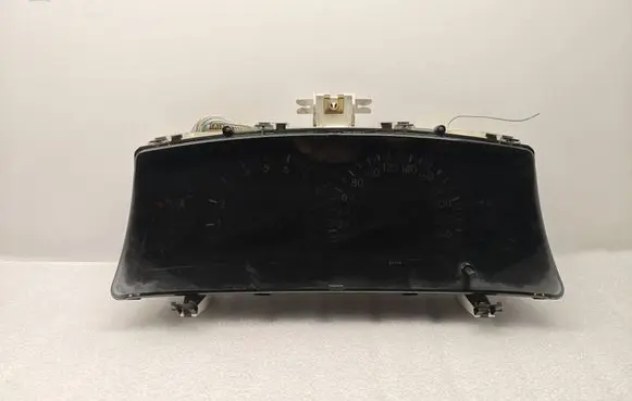 Toyota Corolla Verso E121 Speedometer (instrument cluster) 8380013130