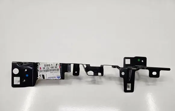 Opel Astra L Fender mounting bracket 9838170180