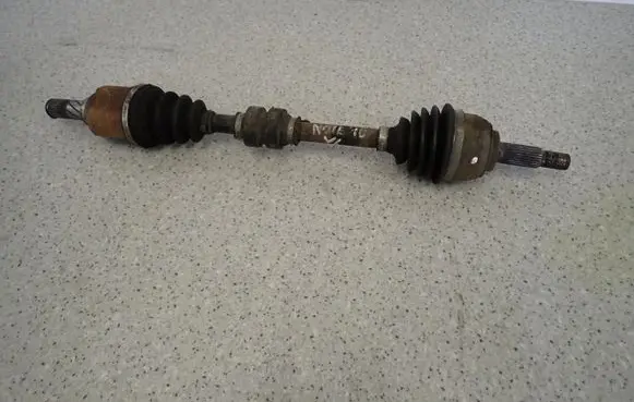 Nissan Note (E11) Front driveshaft 