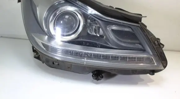Mercedes-Benz C W204 Headlight/headlamp A2048205859