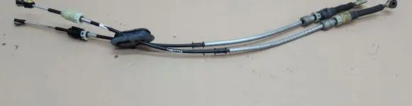 Nissan Pulsar Gear shift cable linkage 
