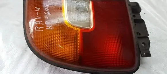 Toyota RAV 4 (XA10) Rear/tail lights