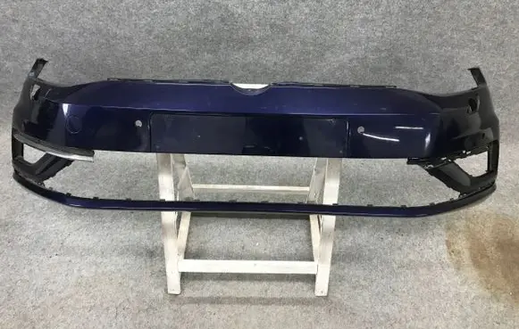 Volkswagen Golf VII Front bumper 5G0807221FL