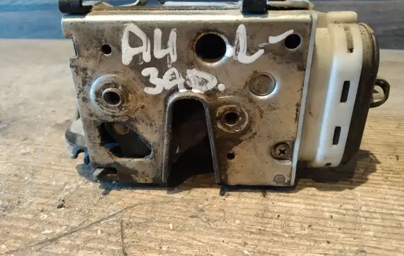 Audi A4 S4 B5 8D Rear door lock