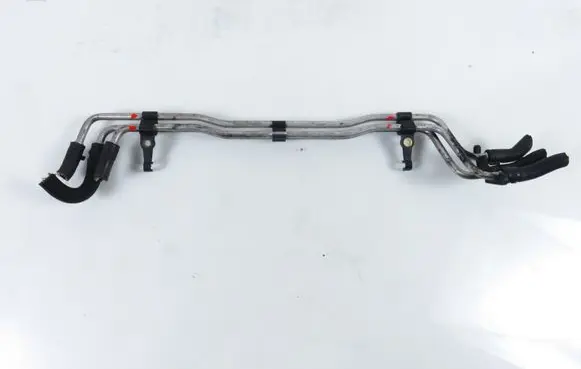 Volkswagen PASSAT B6 Fuel line pipe 