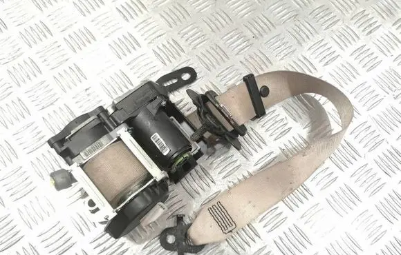BMW 7 F01 F02 F03 F04 Front seatbelt 