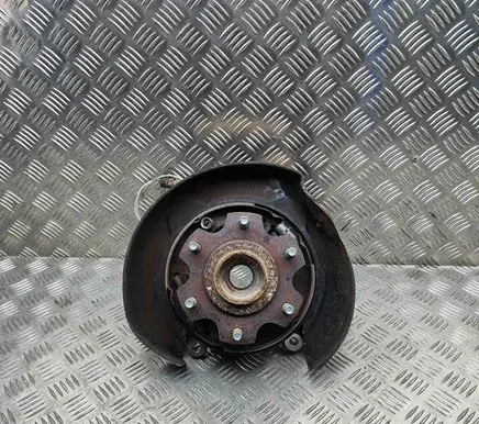 Mitsubishi Pajero Rear wheel hub MR992532
