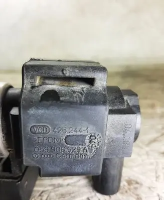 Audi A4 S4 B6 8E 8H Turbo solenoid valve 8E0906628 059906629A
