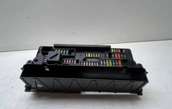 BMW 7 F01 F02 F03 F04 Fuse module 9210861 117033442D 00178507