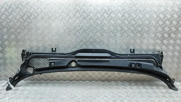 Maserati GranTurismo Wiper trim 80065300 10140177