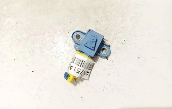 Volkswagen Golf Plus Airbag deployment crash/impact sensor 1k0955557a