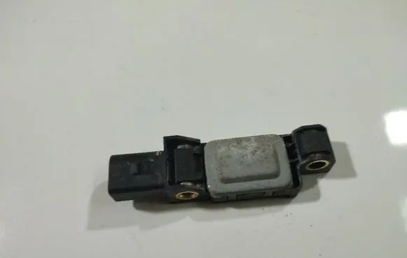 Volkswagen Touareg I Airbag deployment crash/impact sensor 0231R0DD04VW