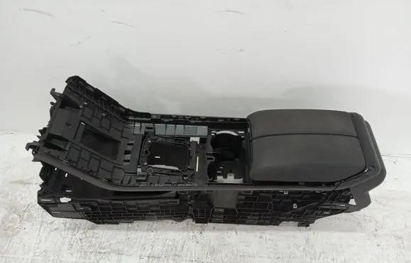 Land Rover Range Rover Evoque L551 Center console K8D2045B44A
