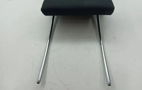 Mercedes-Benz B W245 Rear seat headrest 