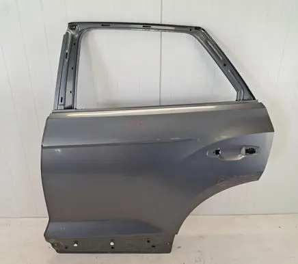 Volkswagen T-Roc Rear door D265