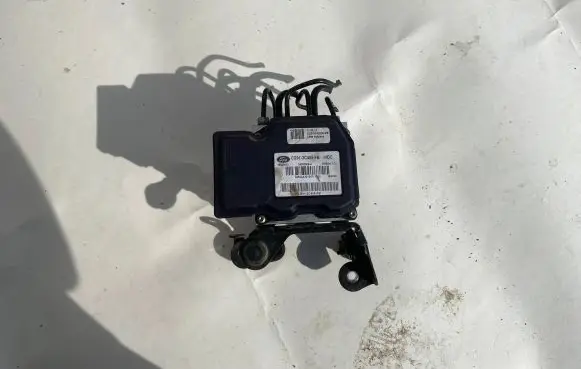 Ford Mondeo MK IV ABS Pump CG912C405FB 16565813 54085969A