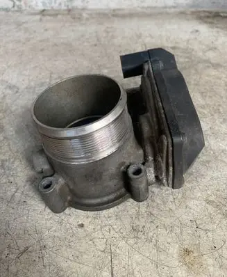 Volkswagen Beetle A5 Throttle valve 06F133062