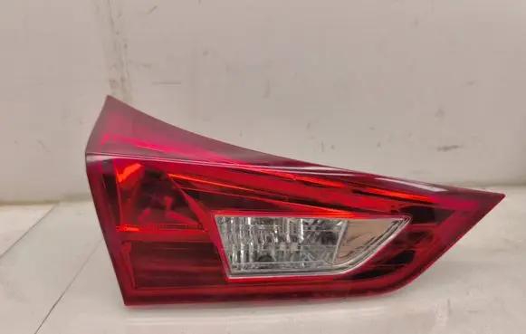 Toyota Auris E180 Rear/tail lights 05170237