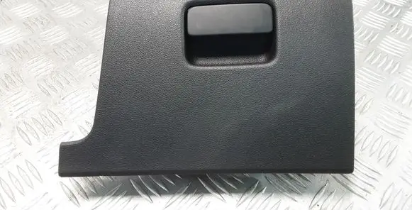 Volkswagen Golf VII Glove box 5G2857924B 5G2857919C