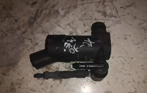 Volvo XC90 Webasto circulation pump for autonomous heater 