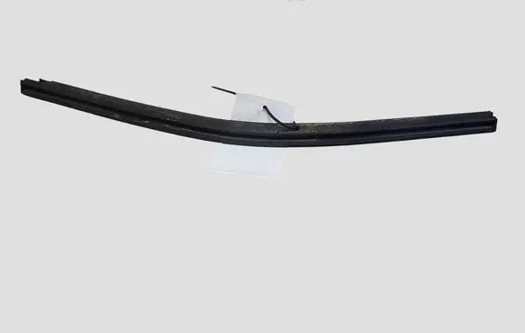 Citroen C4 Grand Picasso Front door glass trim molding