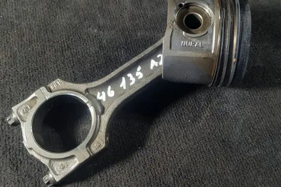 BMW 3 E46 Piston with connecting rod
