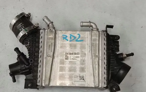 Audi A6 S6 C8 4K Intercooler radiator 06M145710F