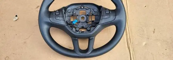 Peugeot 208 I Steering wheel 6191372