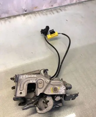 BMW X2 U10 Engine bonnet/hood lock/catch 988000103