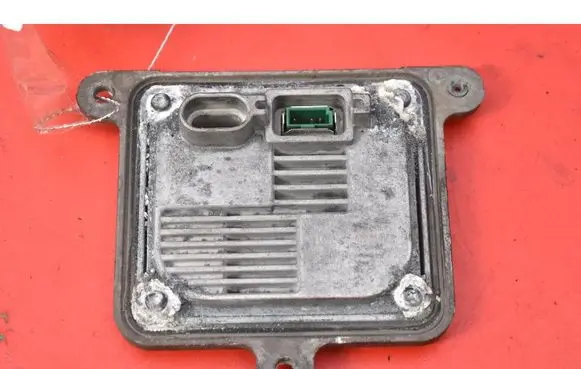 Ford Focus Voltage converter/converter module 62941C00DG