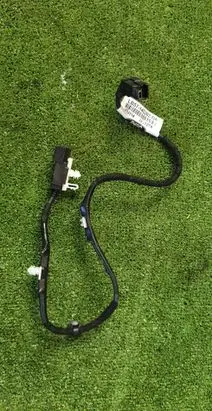 Ford Explorer VI USB socket connector LB5T-14D202-BA