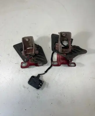 Land Rover Freelander 2 - LR2 Loading door hinge set 6H5243000AF