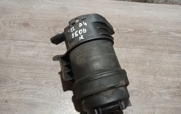 Volvo S80 Fuel filter housing 31342921 6650473240