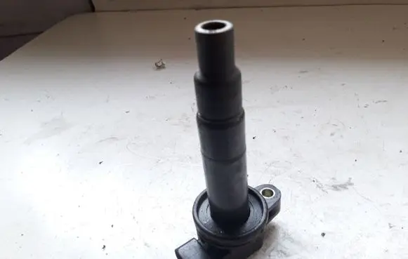 High voltage ignition coil