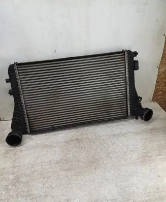Volkswagen PASSAT B6 Intercooler radiator 3c0121345