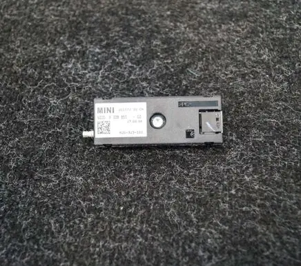 Mini Cooper Countryman R60 Aerial antenna amplifier 9338153